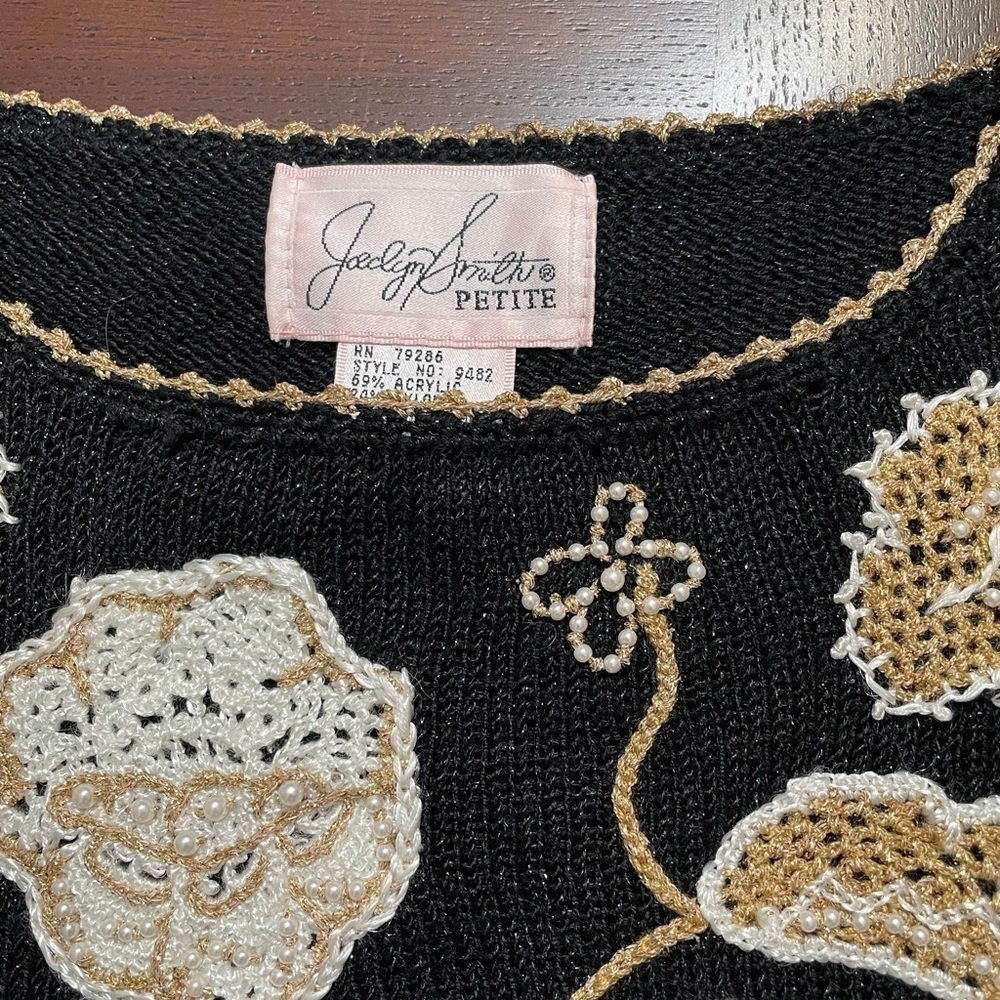 Jaclyn Smith women’s Embroidered crochet pearl on black metallic knit sweater - Picture 3 of 7